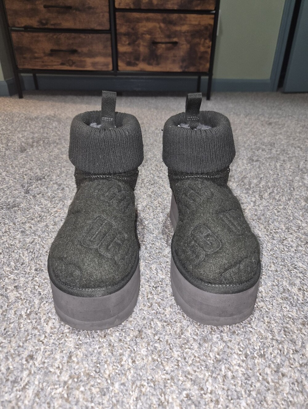 Ugg Short Green